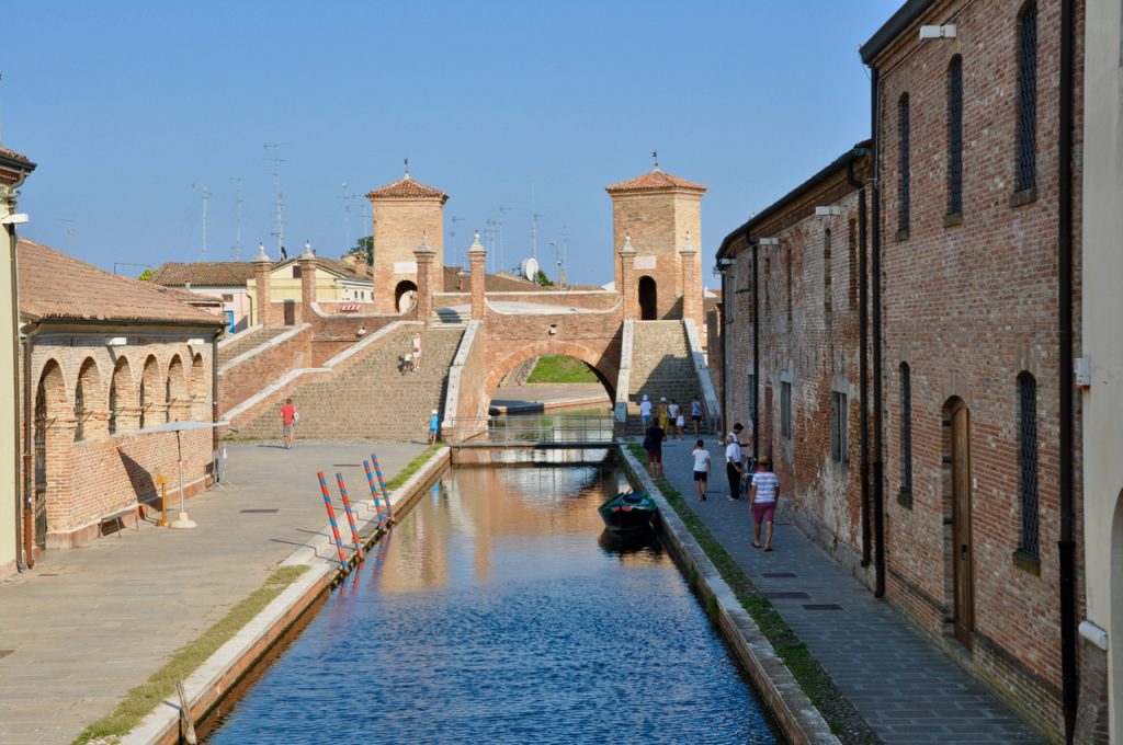 Die Brücke Trepponti in Comacchio Emilia Romagna