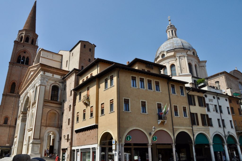 Die Basilica di Sant'Andrea in Mantua