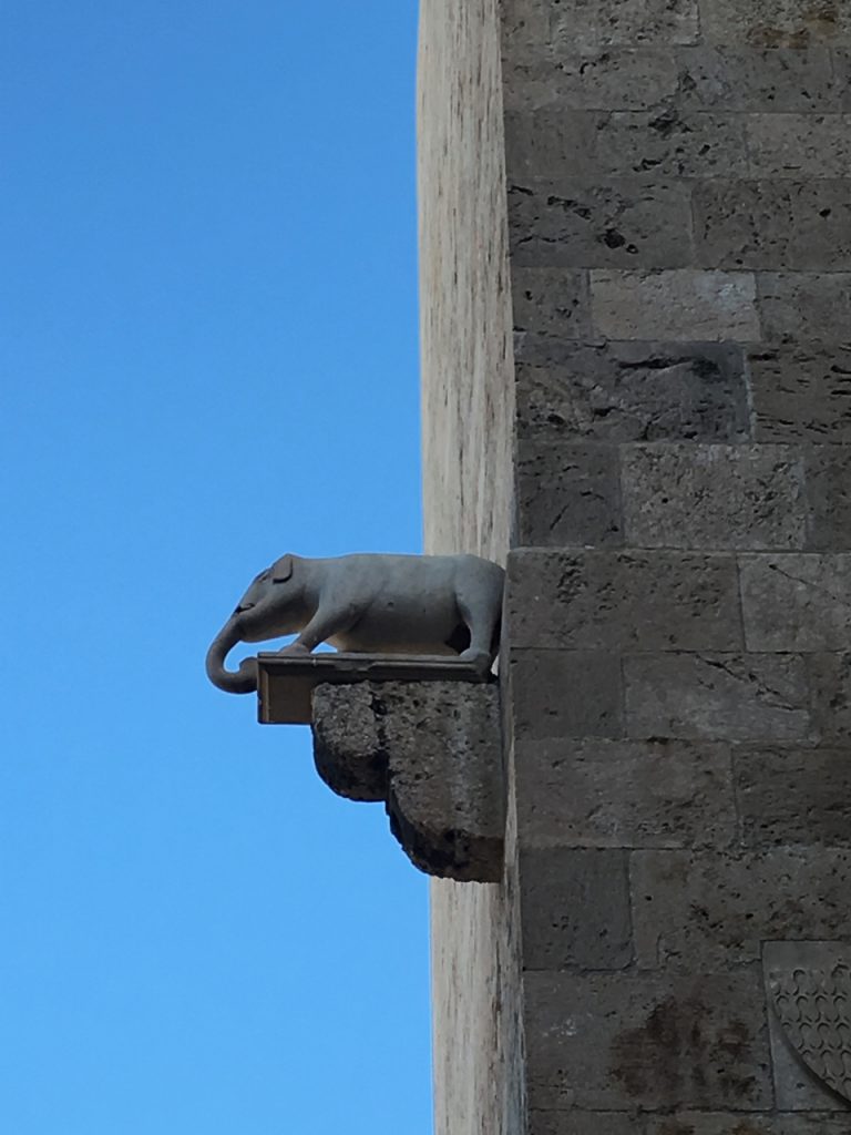 Der Torre dell'Elefante in Cagliari auf Sardinien